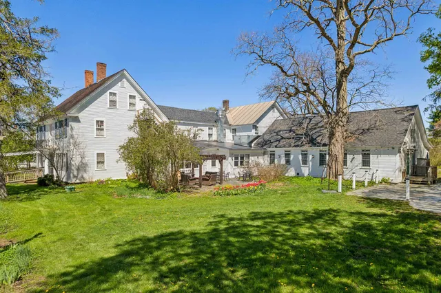 $2,995,000 | 9 Main Street, Lyme, NH 03768
