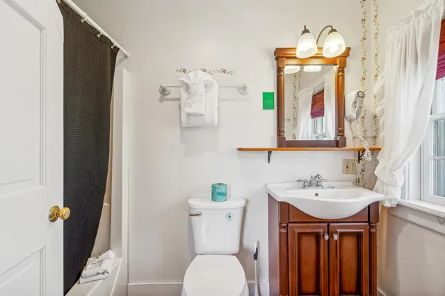 $2,995,000 | 9 Main Street, Lyme, NH 03768