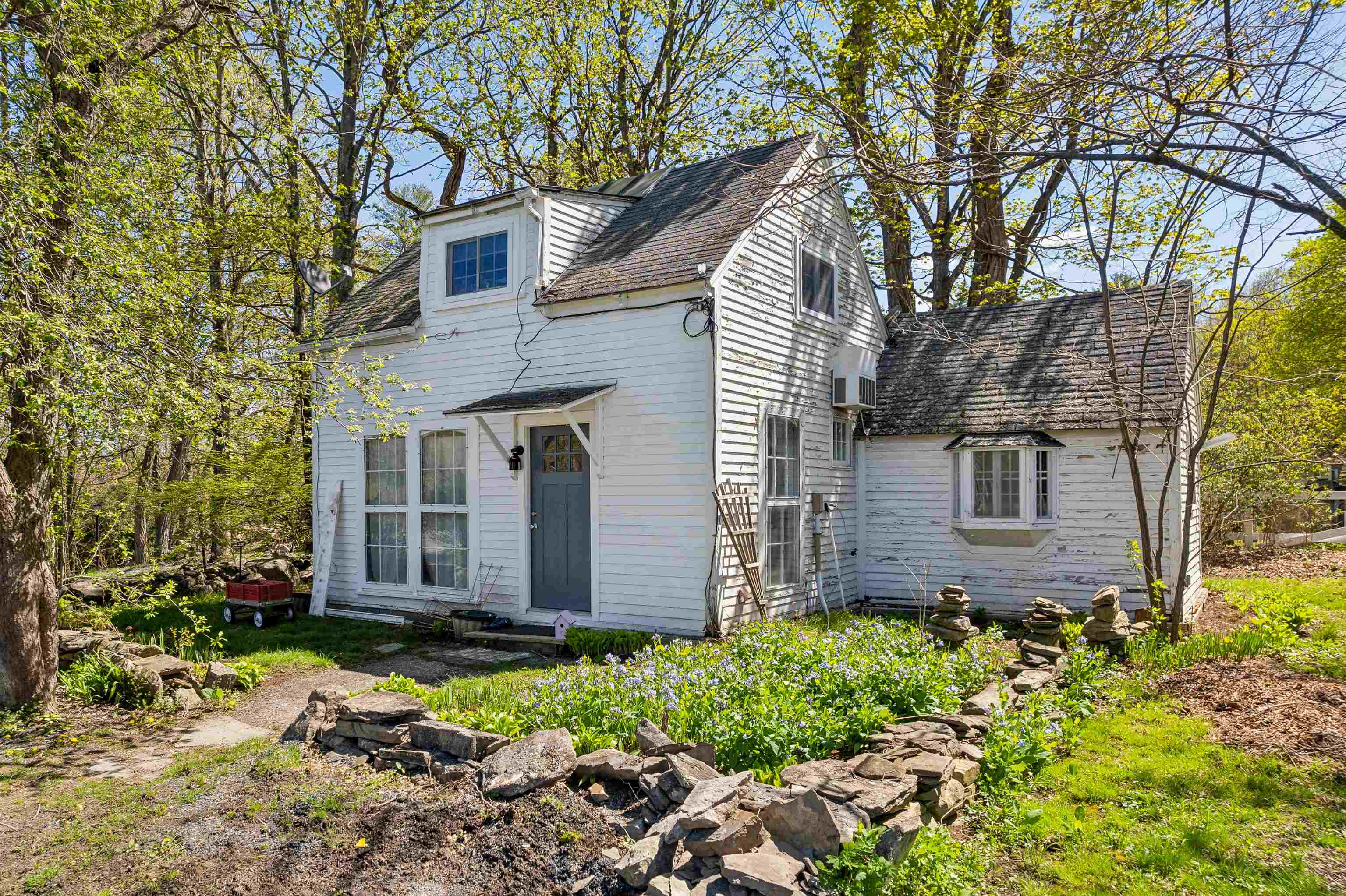 9 Main Street Lyme, NH 03768 - Photo 5 of 48