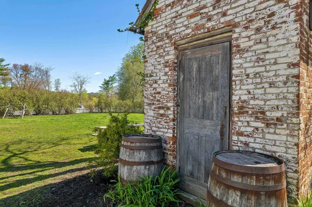 $2,995,000 | 9 Main Street, Lyme, NH 03768