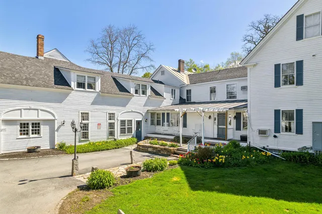 $2,995,000 | 9 Main Street, Lyme, NH 03768