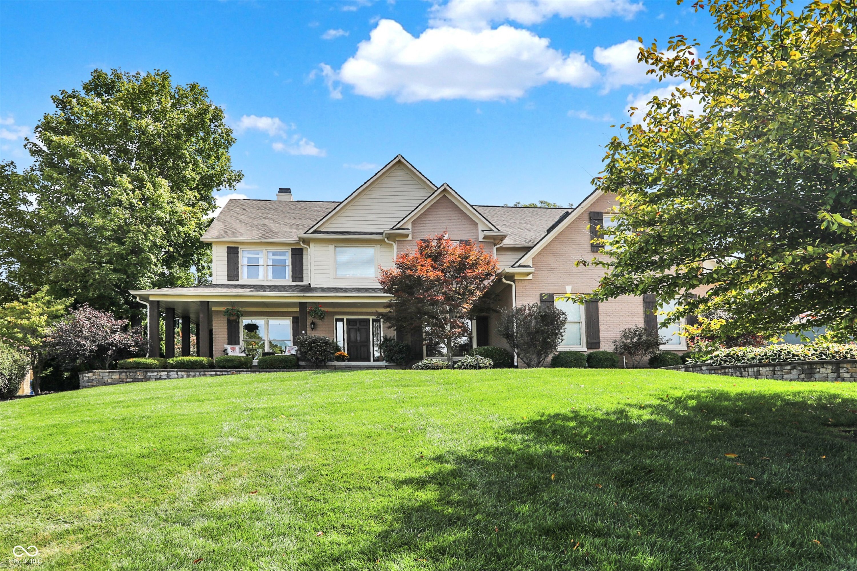 9986 Springstone Road Fishers, IN 46055 - Photo 4 of 100