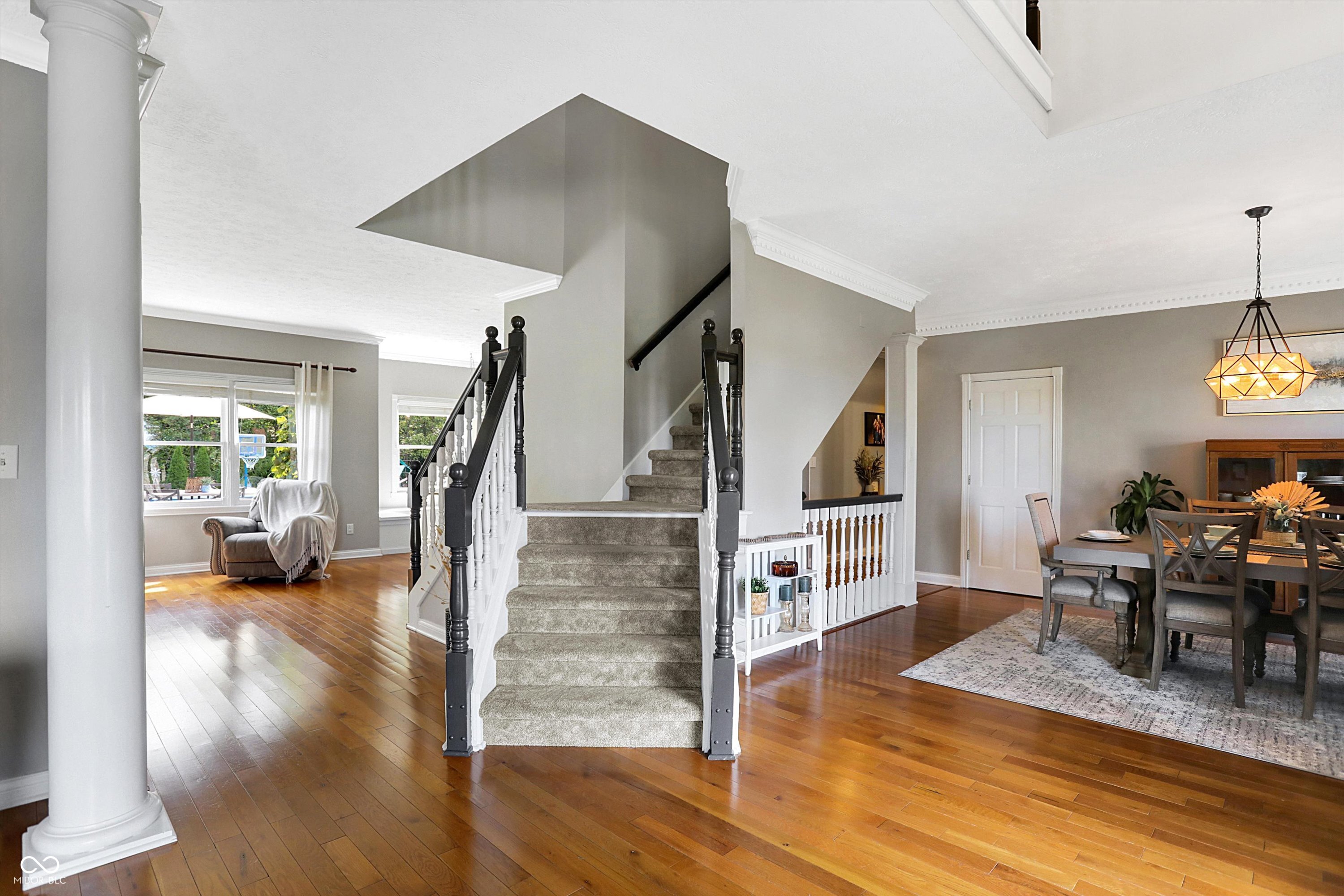 9986 Springstone Road Fishers, IN 46055 - Photo 9 of 100