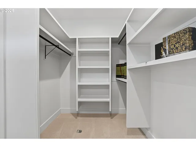 $949,000 | 12313 Northeast 66th Avenue, Vancouver, WA 98686