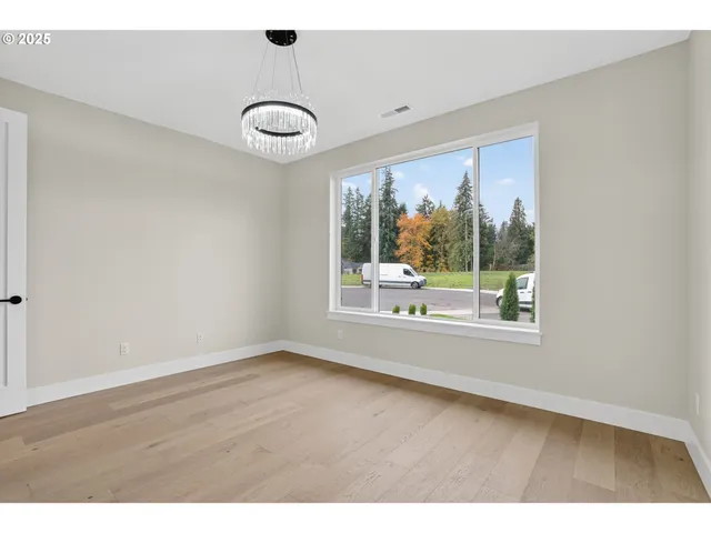 $949,000 | 12313 Northeast 66th Avenue, Vancouver, WA 98686