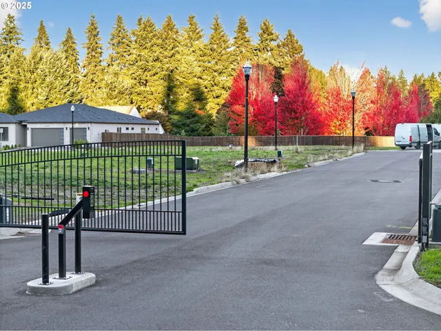 $949,000 | 12313 Northeast 66th Avenue, Vancouver, WA 98686