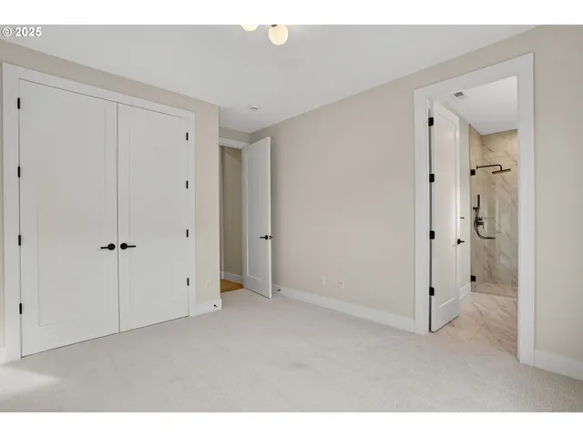 $949,000 | 12313 Northeast 66th Avenue, Vancouver, WA 98686