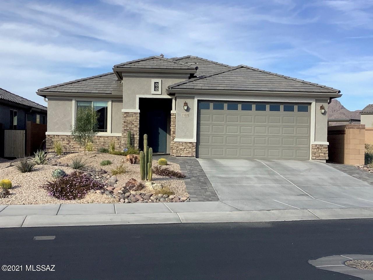 11839 North Raphael Way Tucson, AZ 85742 - Photo 1 of 40 Gallery Image 1