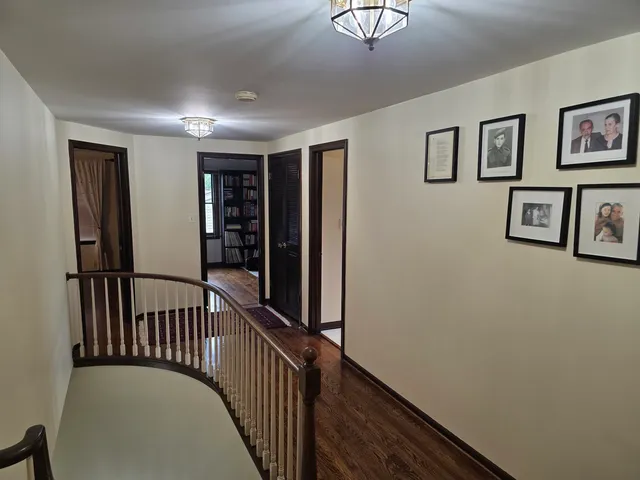 $929,900 | 4036 Miller Drive, Glenview, IL 60026