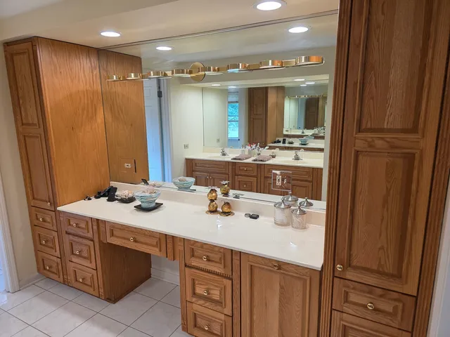 $929,900 | 4036 Miller Drive, Glenview, IL 60026