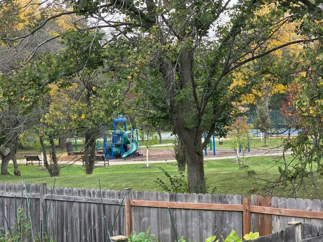 $929,900 | 4036 Miller Drive, Glenview, IL 60026