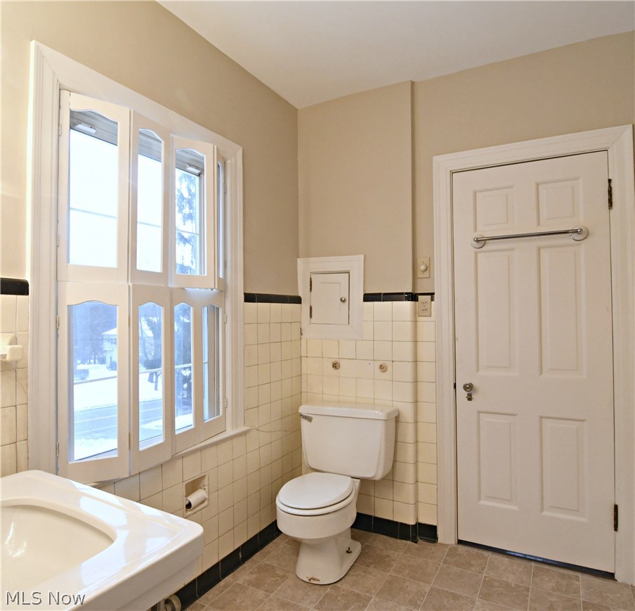 315 Sand Run Road Akron, OH 44313 - Photo 15 of 25