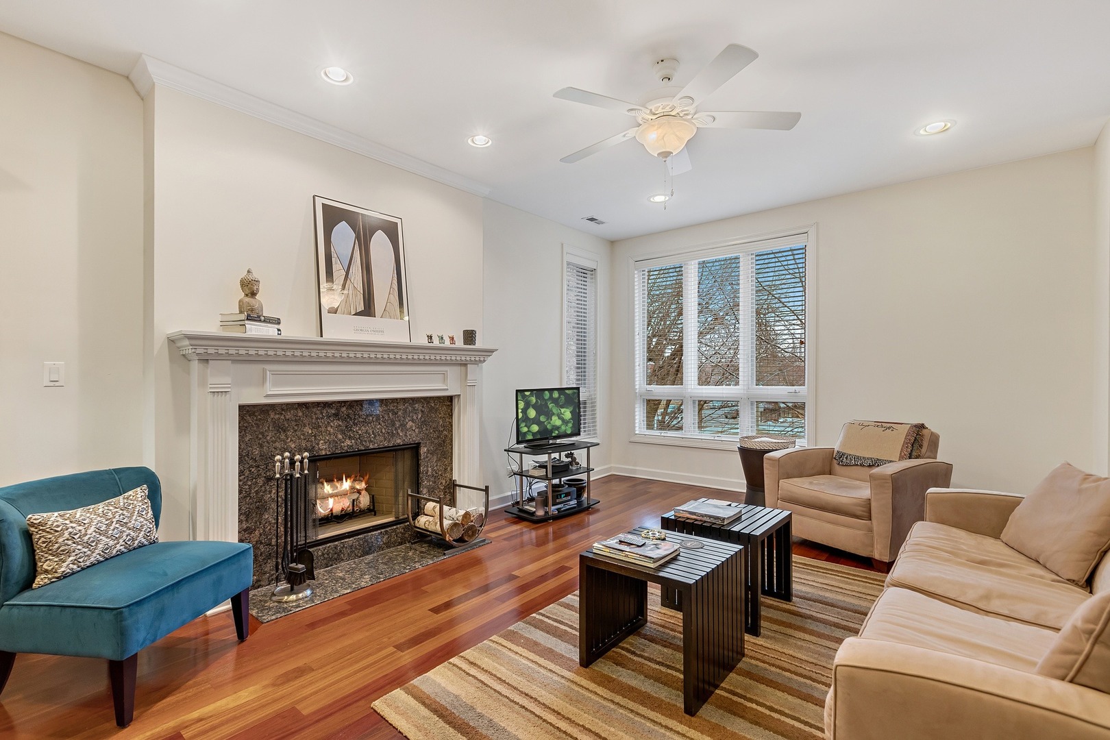 1306 West Grenshaw Street, Unit 2 Chicago, IL 60607 - Photo 2 of 17