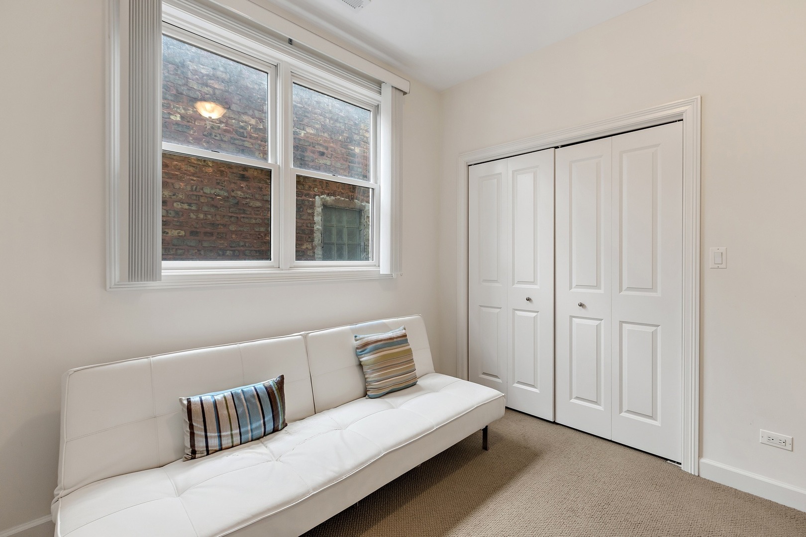 1306 West Grenshaw Street, Unit 2 Chicago, IL 60607 - Photo 12 of 17
