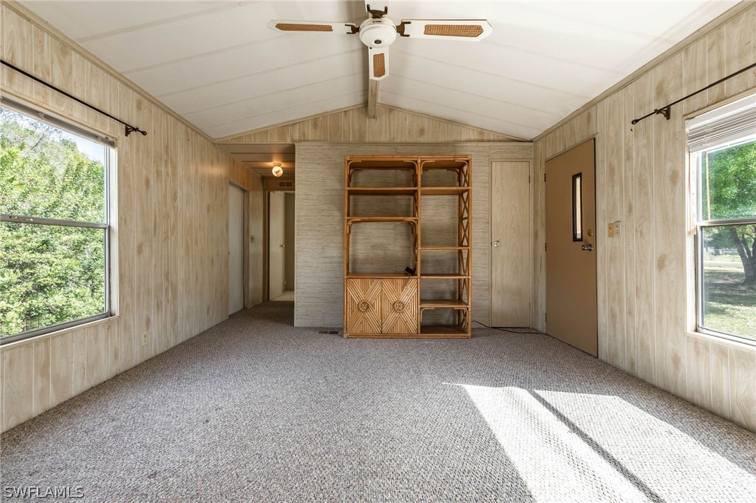 360 Wilson Road LaBelle, FL 33935 - Photo 9 of 34 Gallery Image 9