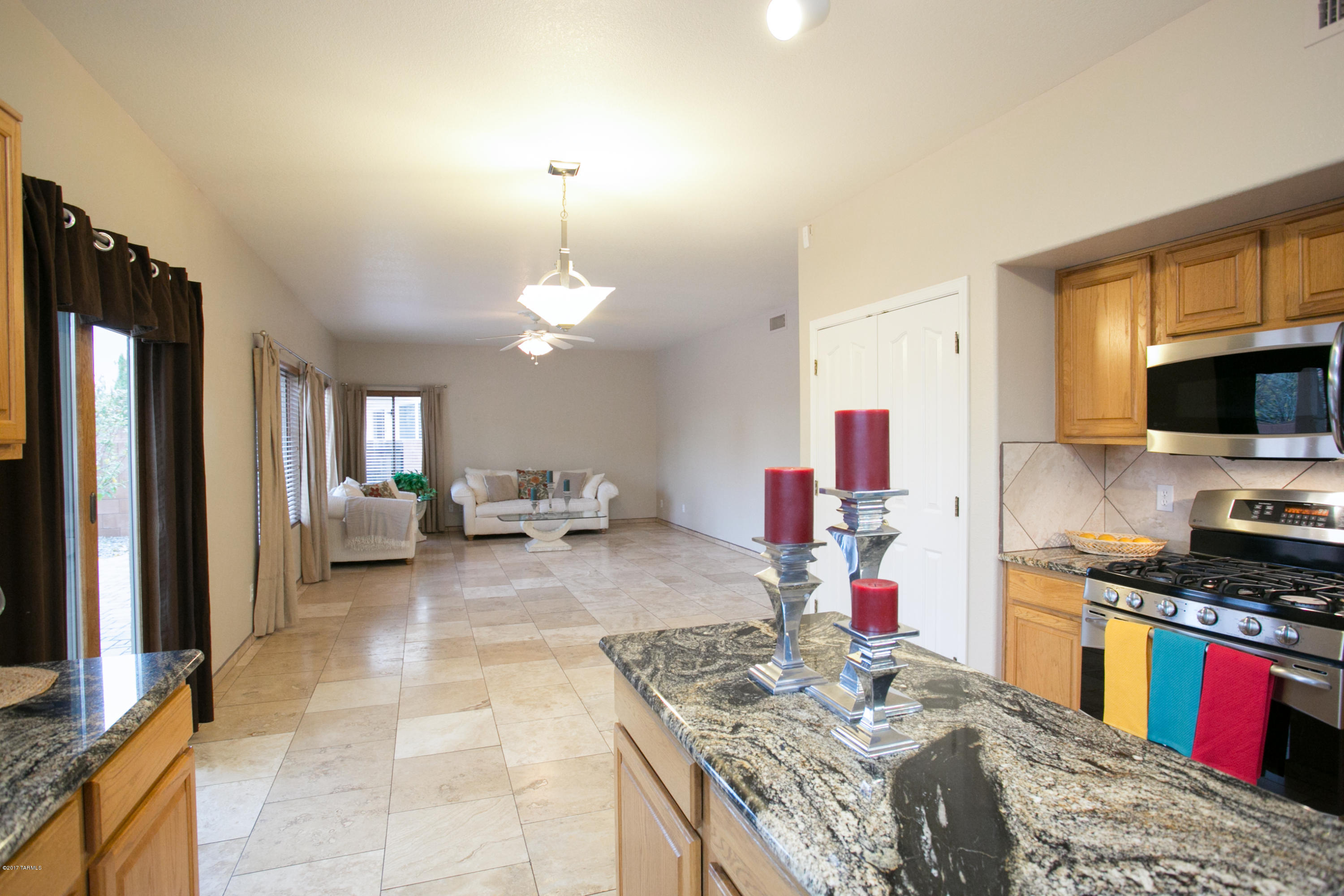 621 West Paseo Rio Grande Tucson, AZ 85737 - Photo 7 of 35