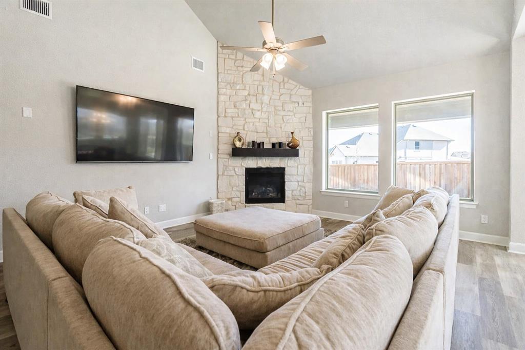 2711 Trinity Ridge Street Mansfield, TX 76063 - Photo 19 of 24