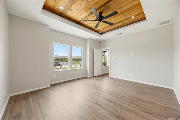 $380,000 | 316 Royal Oaks Drive, Somerset, TX 78069