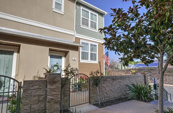 $825,000 | 335 Matthew Way, Unit 106, Buellton, CA 93427
