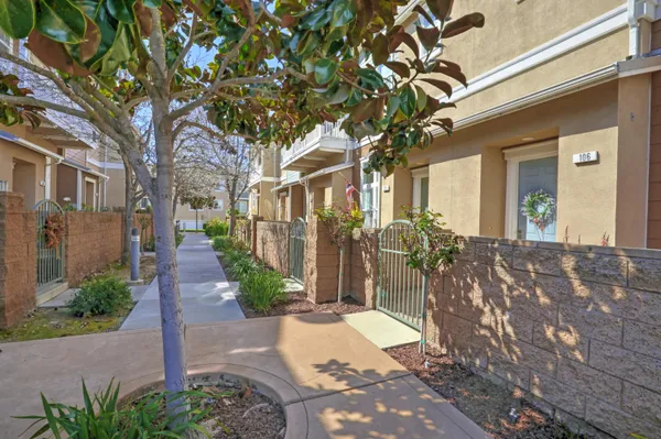 $825,000 | 335 Matthew Way, Unit 106, Buellton, CA 93427