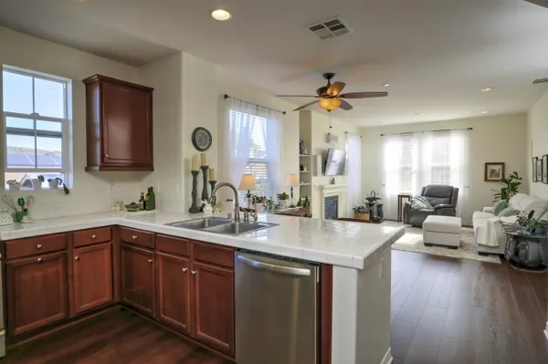 $825,000 | 335 Matthew Way, Unit 106, Buellton, CA 93427