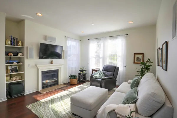 $825,000 | 335 Matthew Way, Unit 106, Buellton, CA 93427