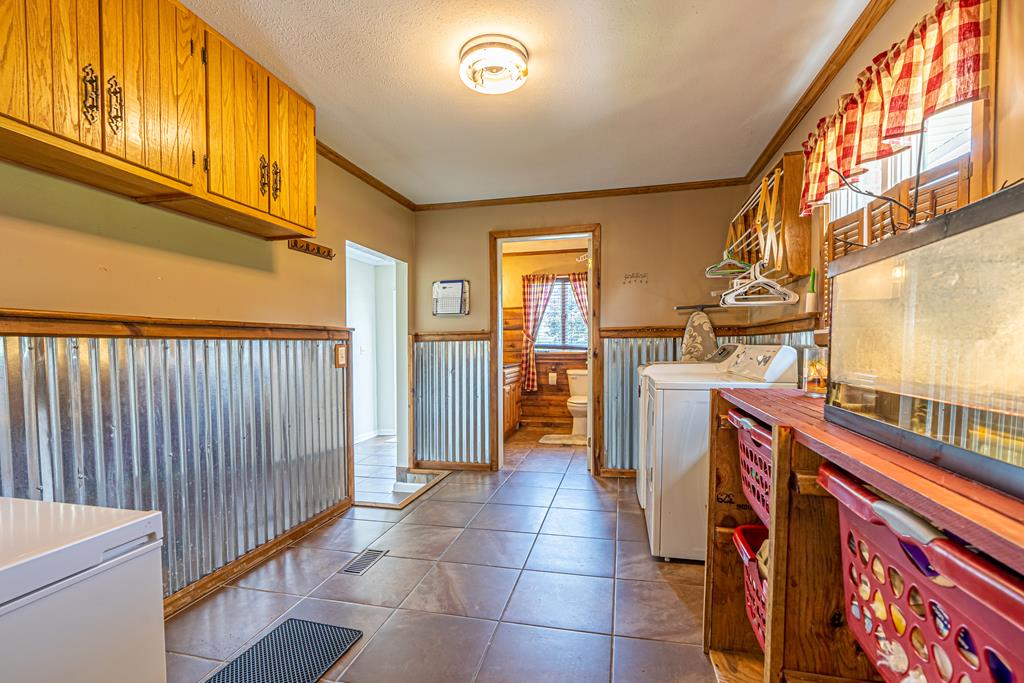 268 Rosedale Heights Lane Rosedale, VA 24280 - Photo 21 of 69 Gallery Image 21