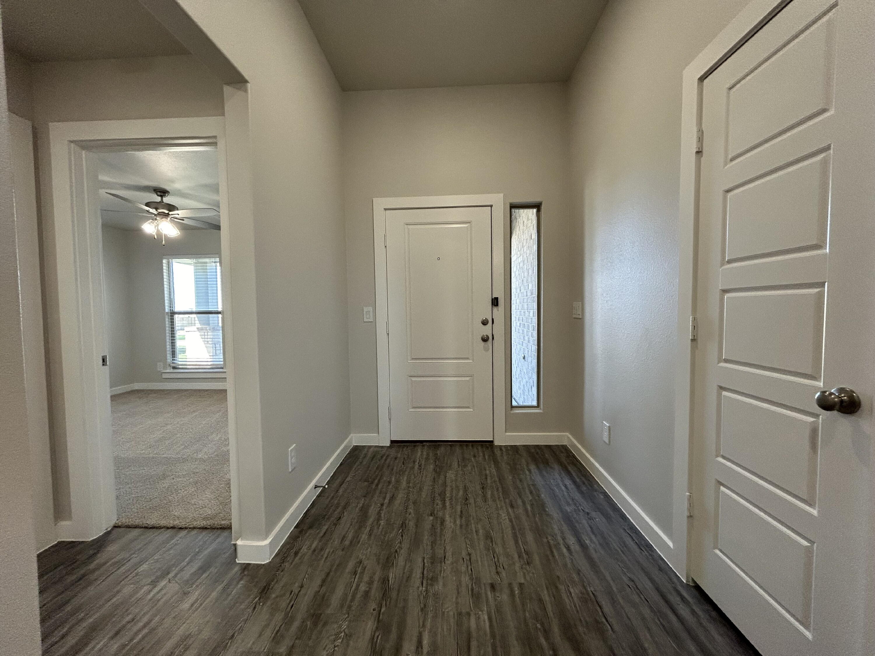7017 15th Street Lubbock, TX 79416 - Photo 2 of 17 IMG_3184