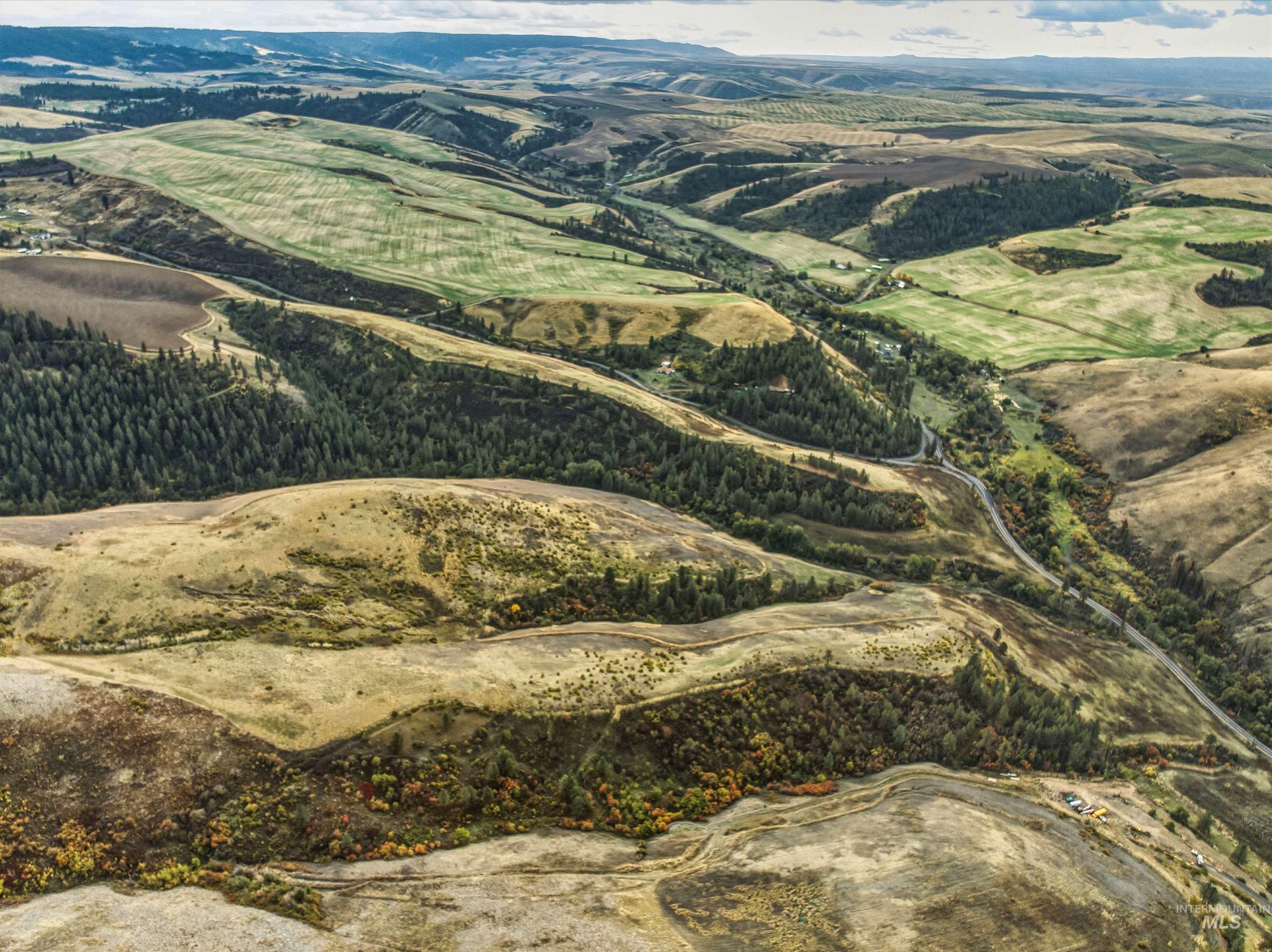 Tbd Tbd Kettenbach Grade Culdesac, ID 83524 - Photo 5 of 26 Aerial view of property's location featuring mountains