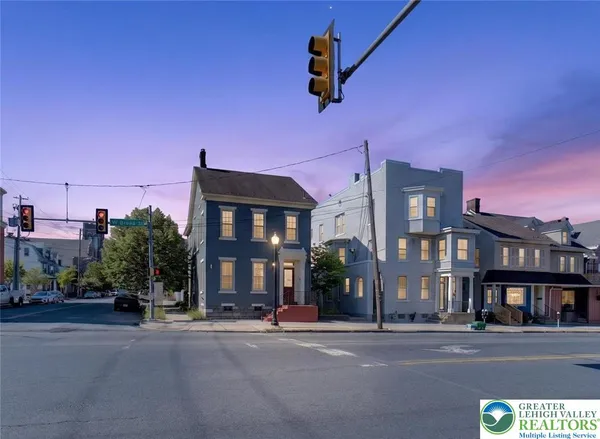$4,000 | 401 West Broad Street, Bethlehem, PA 18018