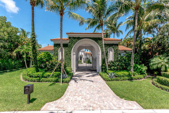 397 Old Jupiter Beach Road Jupiter, FL 33477 - Photo 1 of 39 397 Old Jupiter Beach Rd-small-001-64-1-