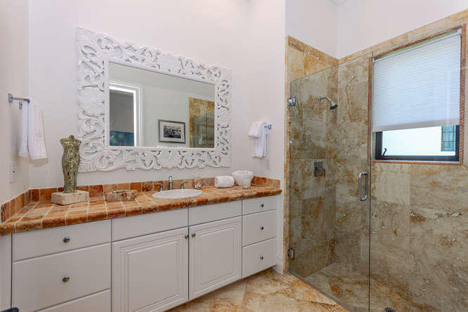397 Old Jupiter Beach Road Jupiter, FL 33477 - Photo 22 of 39 397 Old Jupiter Beach Rd-small-023-74-55