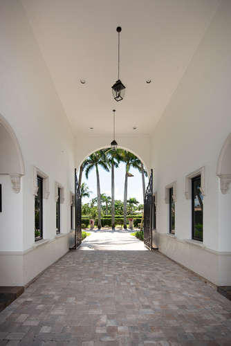 397 Old Jupiter Beach Road Jupiter, FL 33477 - Photo 3 of 39 397 Old Jupiter Beach Rd-small-003-45-3-