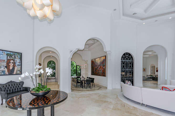 397 Old Jupiter Beach Road Jupiter, FL 33477 - Photo 6 of 39 397 Old Jupiter Beach Rd-small-006-33-11