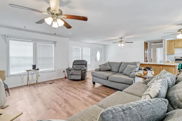 $149,500 | 118 Willow Oak Drive, Trinity, TX 75862
