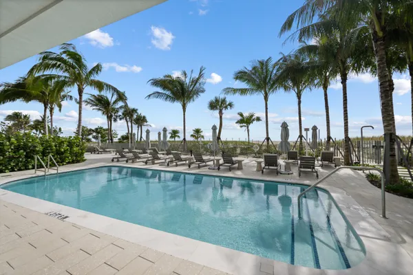 $18,500 | 900 North Ocean Boulevard, Unit 802, Pompano Beach, FL 33062