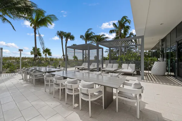 $18,500 | 900 North Ocean Boulevard, Unit 802, Pompano Beach, FL 33062