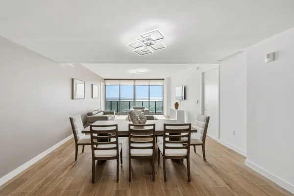 $18,500 | 900 North Ocean Boulevard, Unit 802, Pompano Beach, FL 33062