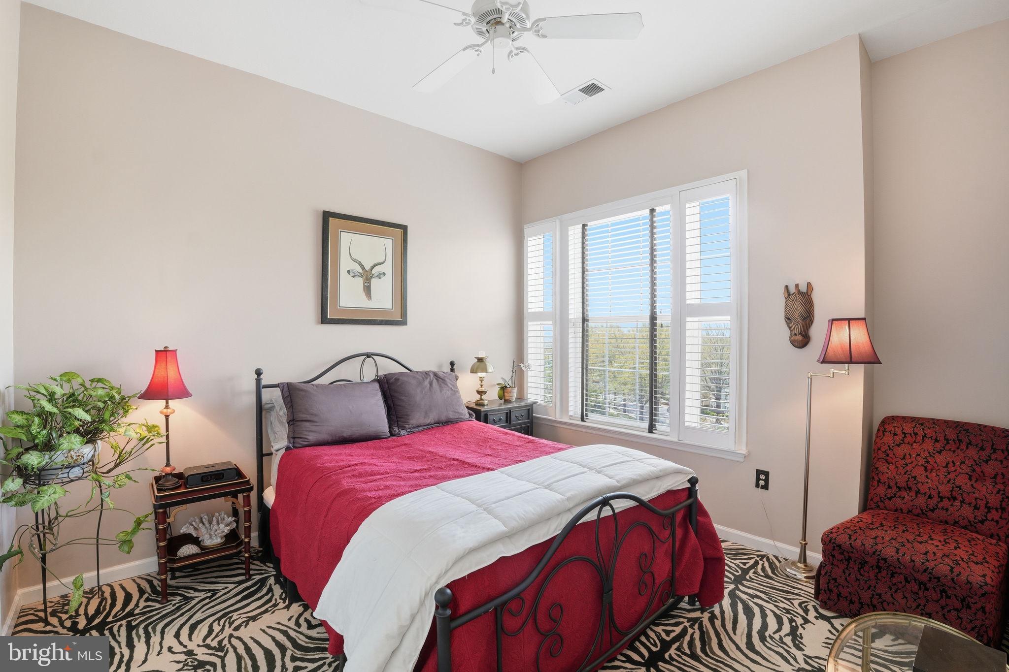 31 Booth Street, Unit 450 Gaithersburg, MD 20878 - Photo 24 of 36