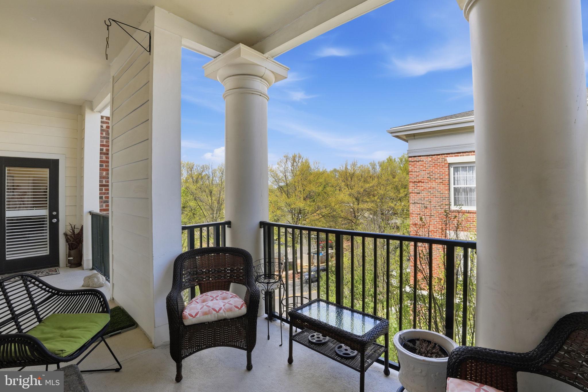 31 Booth Street, Unit 450 Gaithersburg, MD 20878 - Photo 32 of 36