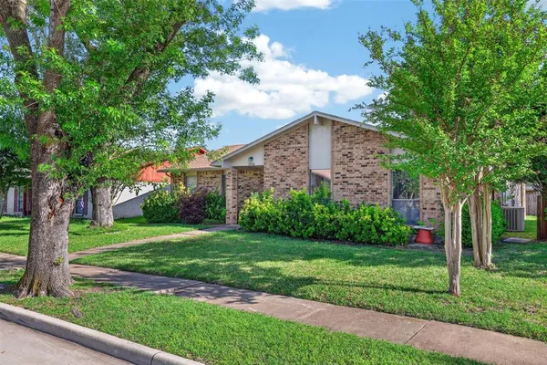 $299,900 | 2950 San Diego Drive, Dallas, TX 75228