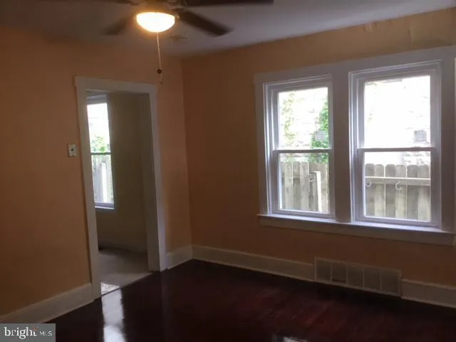 $1,750 | 211 Iron Street, Florence, NJ 08518