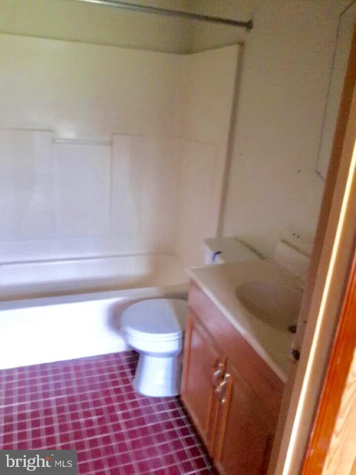 8006 Riggs Road Hyattsville, MD 20783 - Photo 11 of 15 Interior (General)