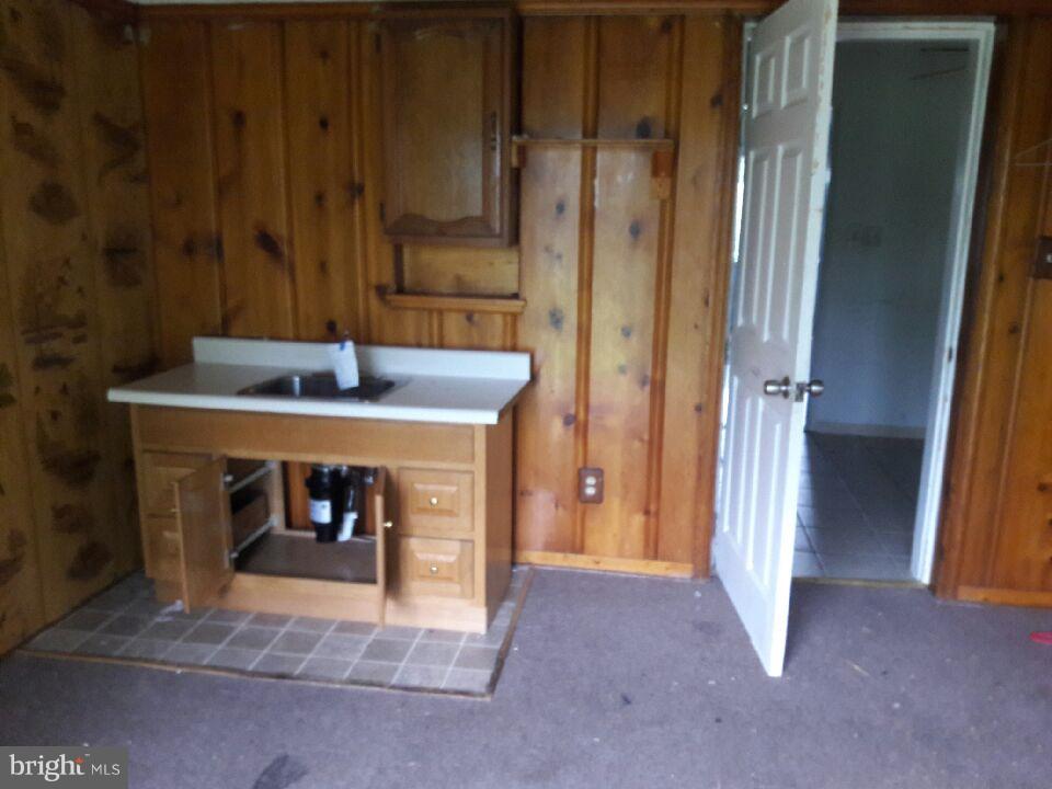 8006 Riggs Road Hyattsville, MD 20783 - Photo 14 of 15 Interior (General)