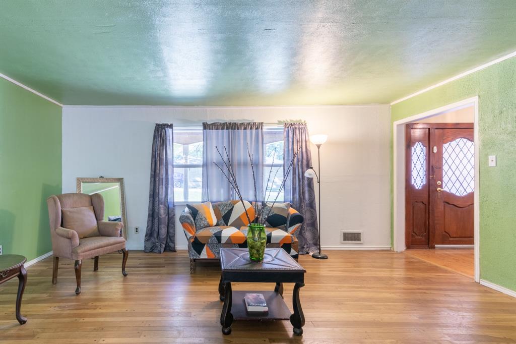 1208 Cedarbrook Trail Lancaster, TX 75146 - Photo 6 of 29