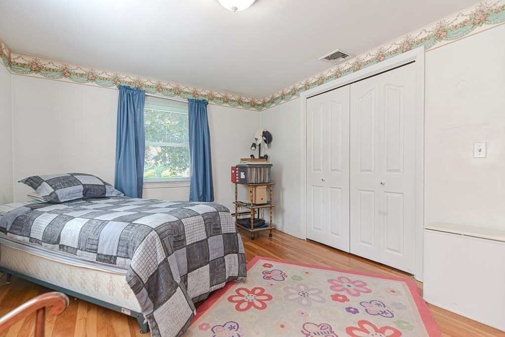 84 Plymouth Road Wakefield, MA 01880 - Photo 24 of 34 Gallery Image 24