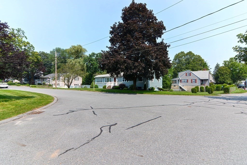 84 Plymouth Road Wakefield, MA 01880 - Photo 34 of 34 Gallery Image 34