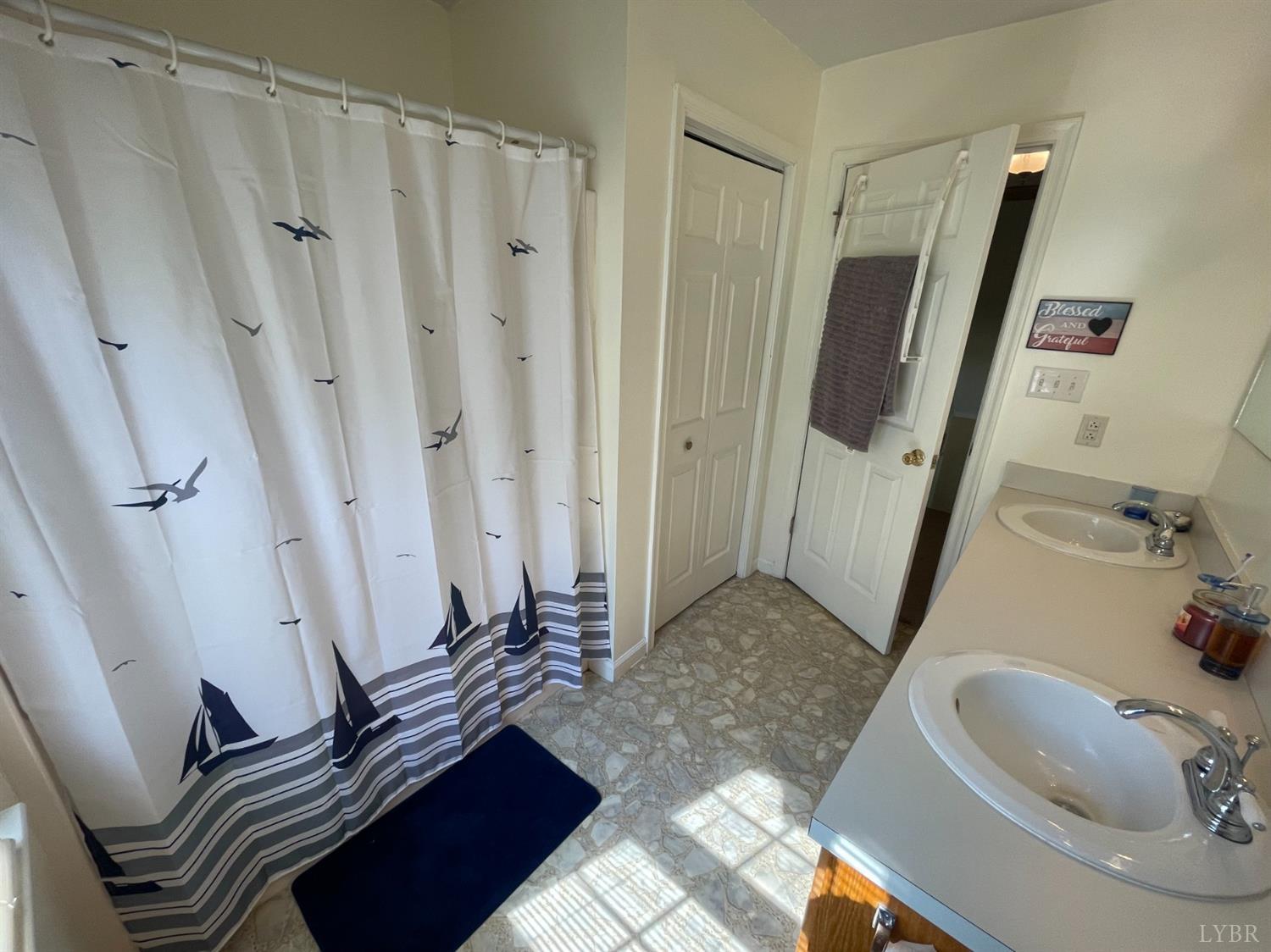 755 Bearfield Road Amherst, VA 24521 - Photo 65 of 98 a bathroom with shower bathtub