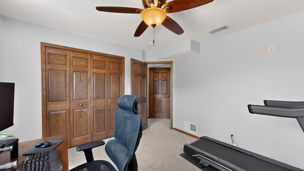 5174 Ridgeway Road Northwest Rochester, MN 55901 - Photo 33 of 47