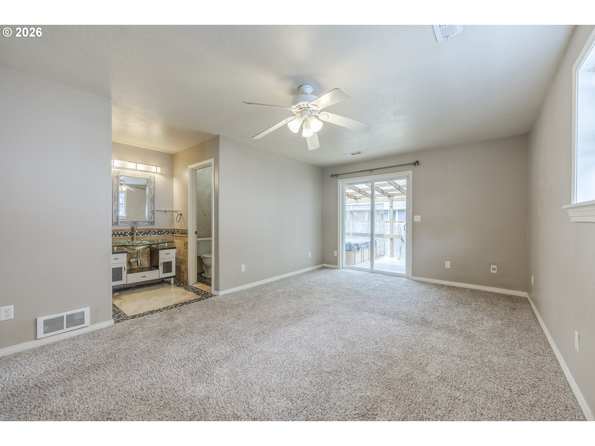 6876 Simeon Drive Springfield, OR 97478 - Photo 29 of 41